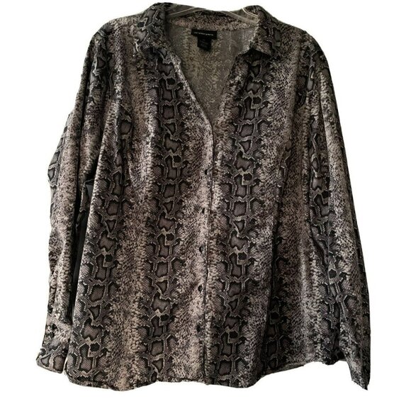 Lane Bryant Plus Size Tops for Women Long Sleeve Button up Snakeskin Gray 24 - Picture 1 of 4